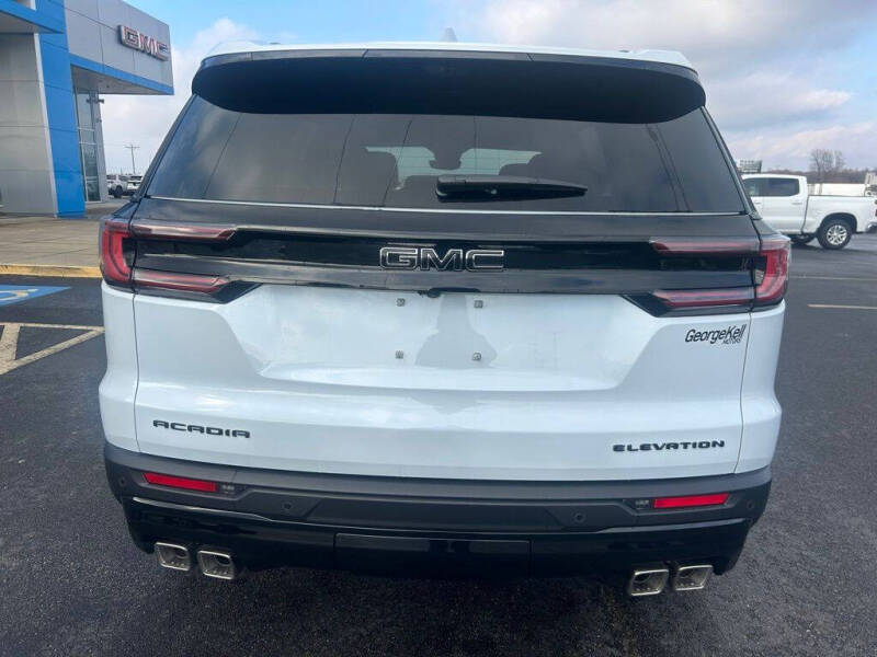 2026 GMC Acadia Elevation