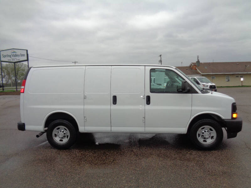 2017 Chevrolet Express 2500