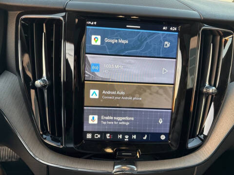 2025 Volvo XC60 B5 Plus Dark Theme