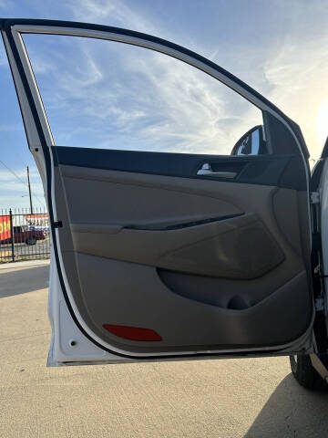 2019 Hyundai Tucson SE