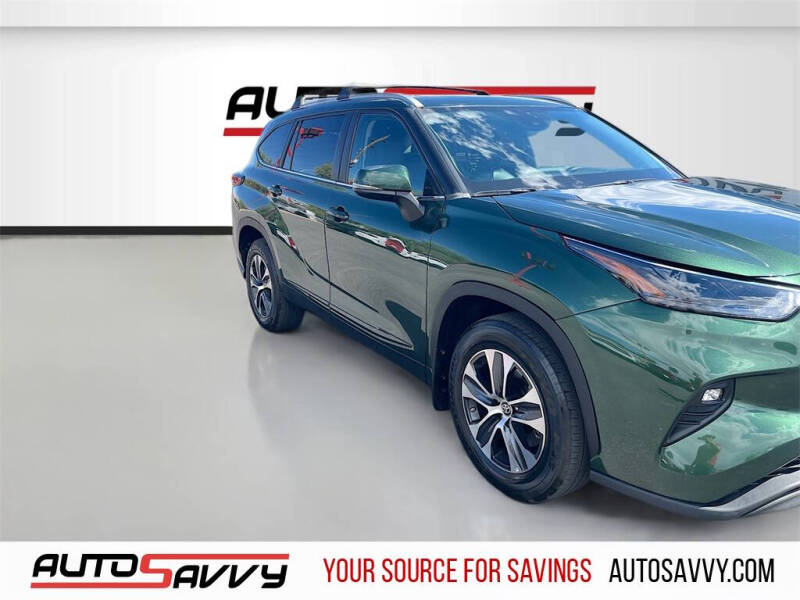 2023 Toyota Highlander Hybrid XLE