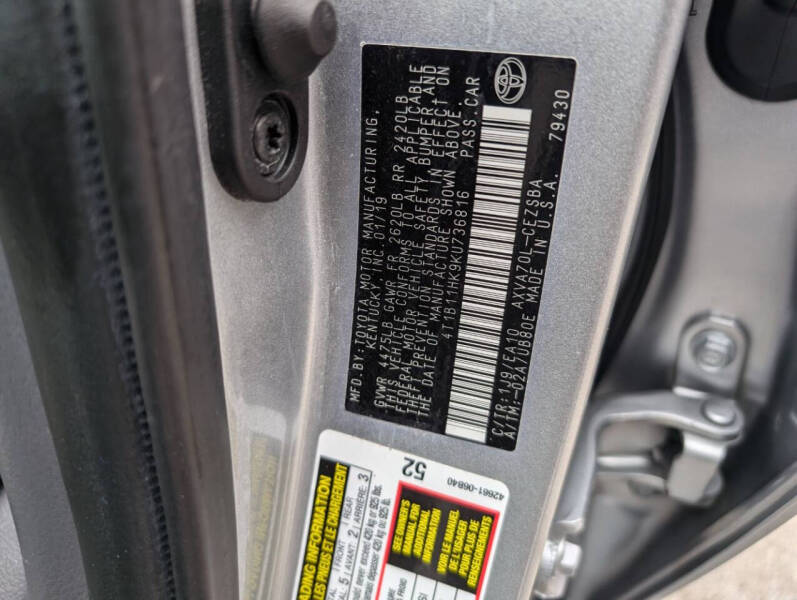 2019 Toyota Camry SE