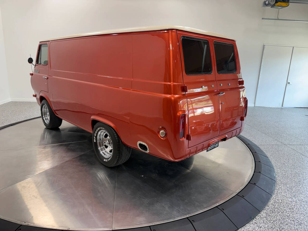 1966 Ford Econoline Supervan 8