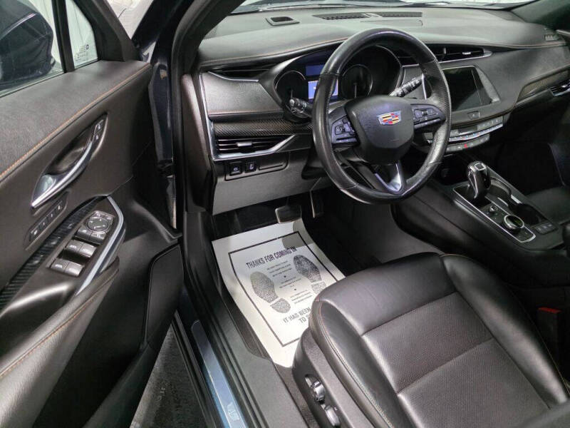 2019 Cadillac XT4 Sport