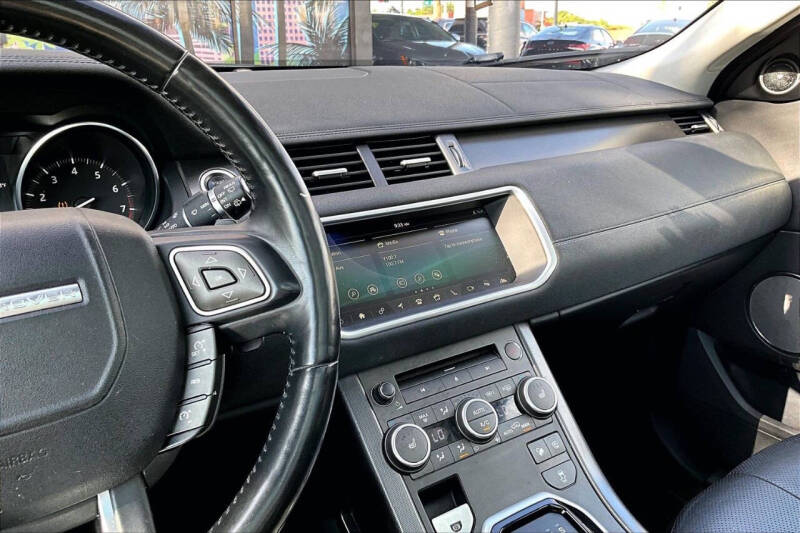2018 Land Rover Range Rover Evoque SE