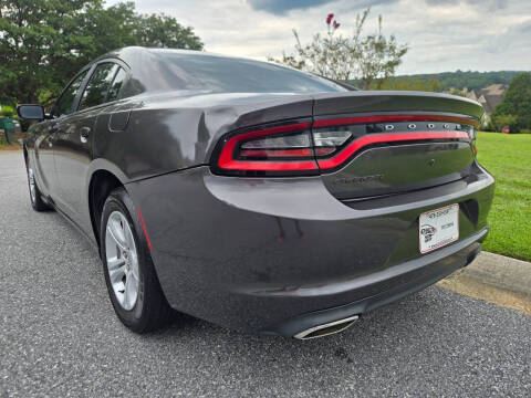 2016 Dodge Charger SE