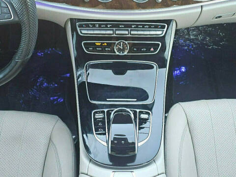 2017 Mercedes-Benz E-Class E 300 4MATIC