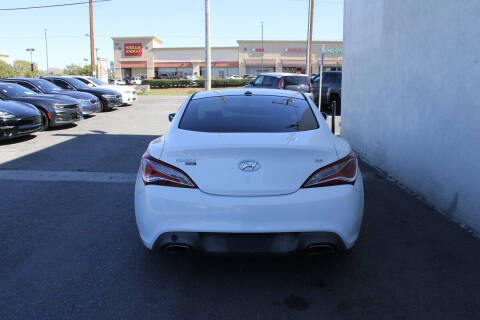 2016 Hyundai Genesis Coupe