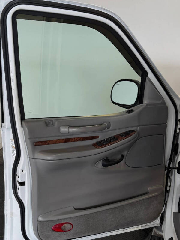 2000 Lincoln Navigator