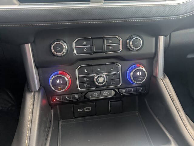 2022 GMC Yukon XL SLT