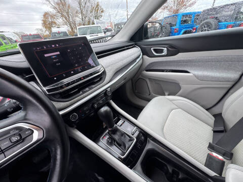 2022 Jeep Compass Latitude