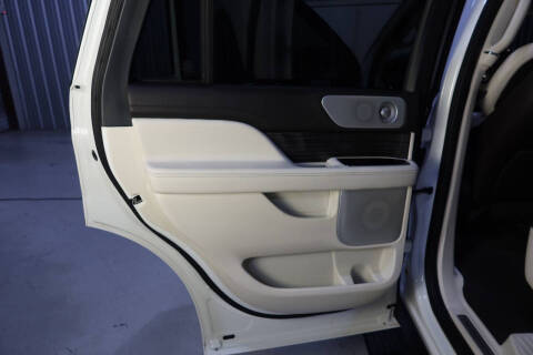 2022 Lincoln Navigator Black Label