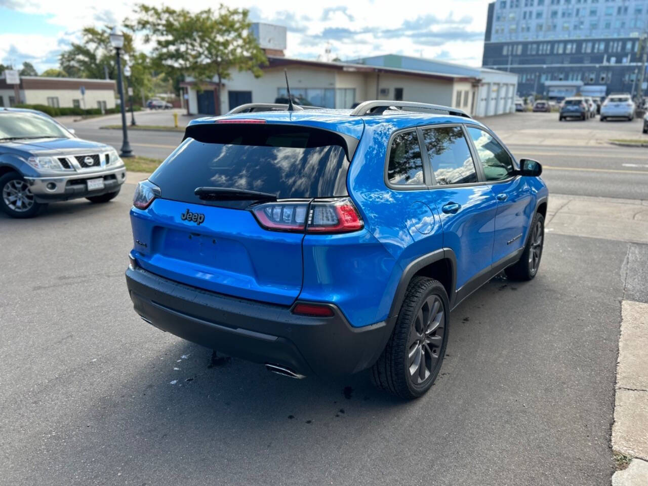 2021 Jeep Cherokee for sale at Jon's Auto in Marquette, MI