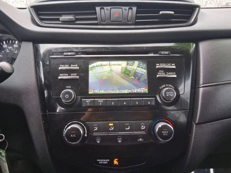 2017 Nissan Rogue S