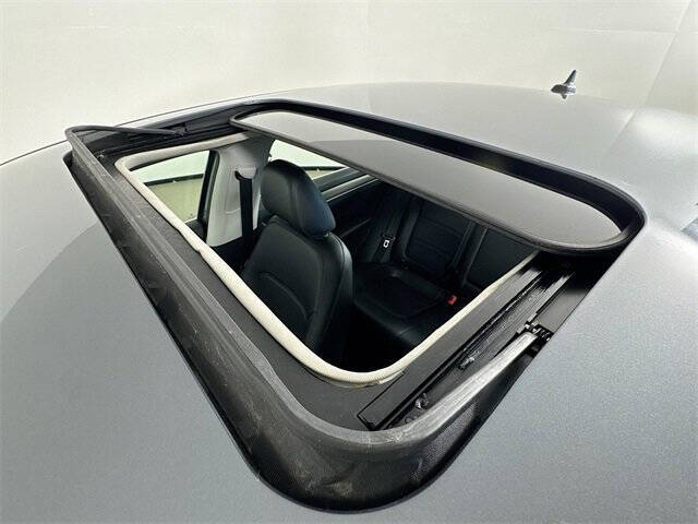 2022 Volkswagen Passat SE