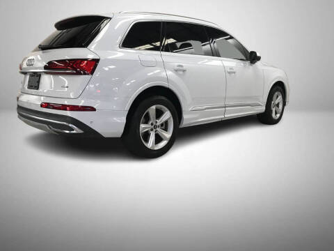 2022 Audi Q7 quattro Premium 45 TFSI