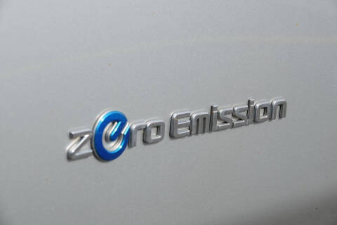 2011 Nissan LEAF SV