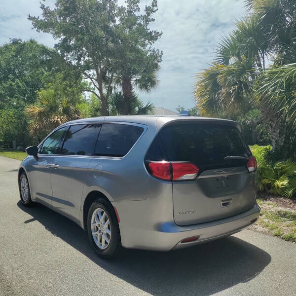 2017 Chrysler Pacifica LX