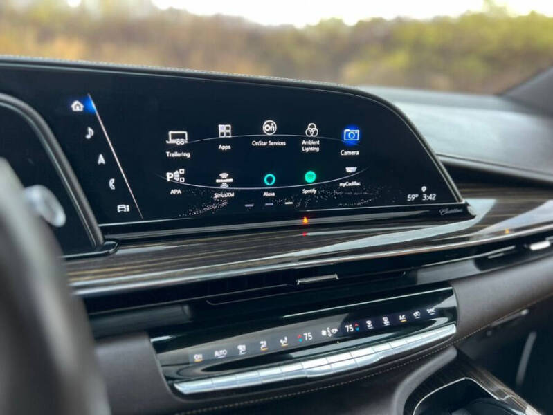 2021 Cadillac Escalade Sport