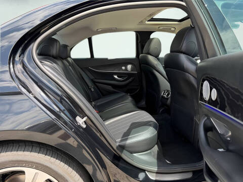 2017 Mercedes-Benz E-Class E 300 4MATIC