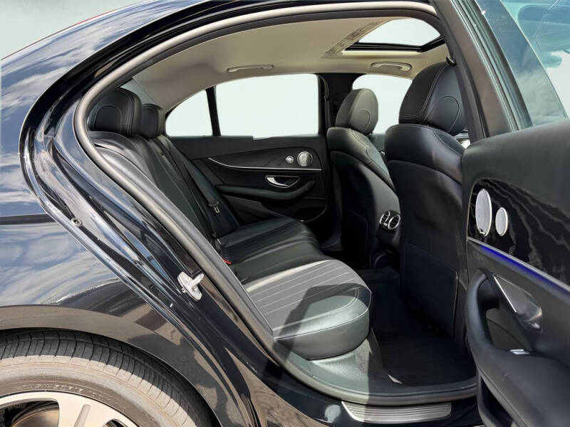 2017 Mercedes-Benz E-Class E 300 4MATIC