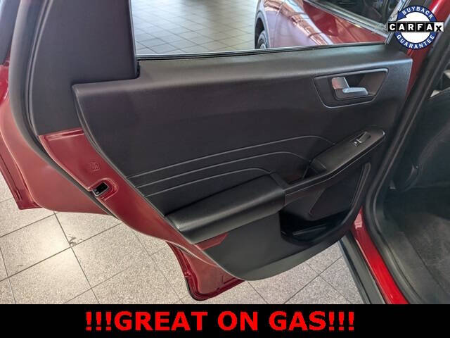 2022 Ford Escape Hybrid SEL