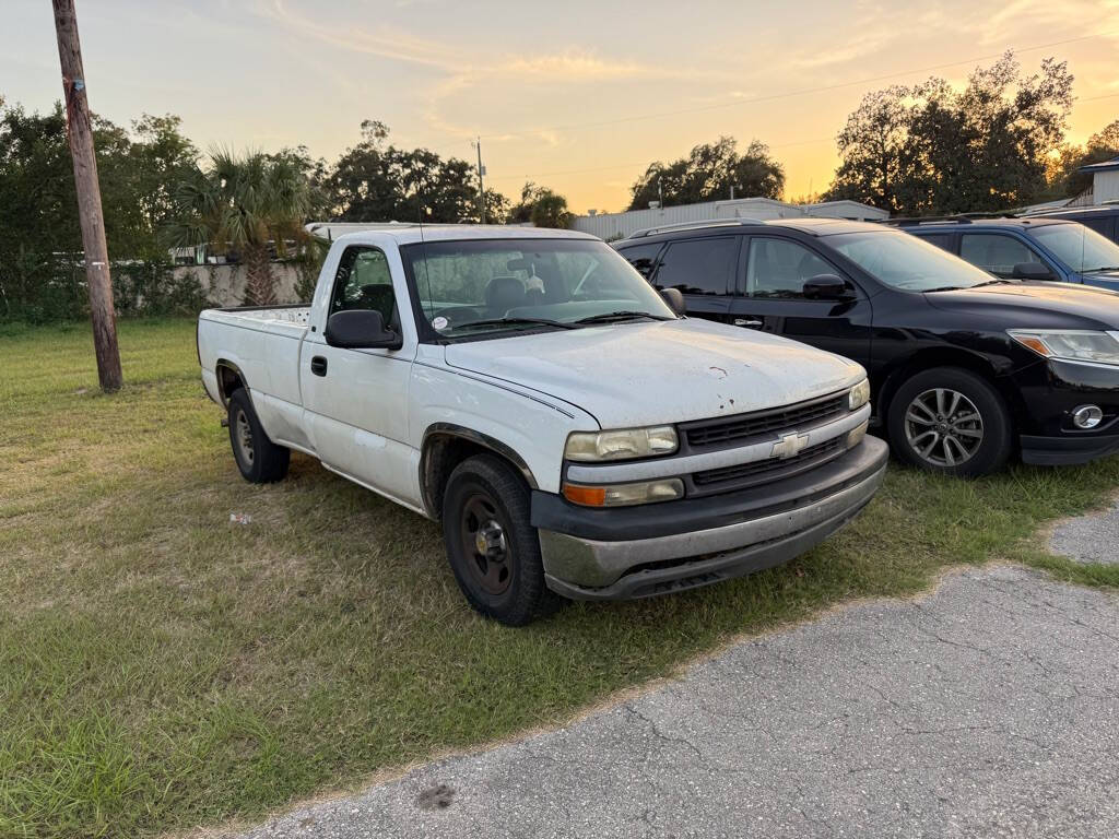 White 2000 Chevrolet Silverado 1500 Base 2