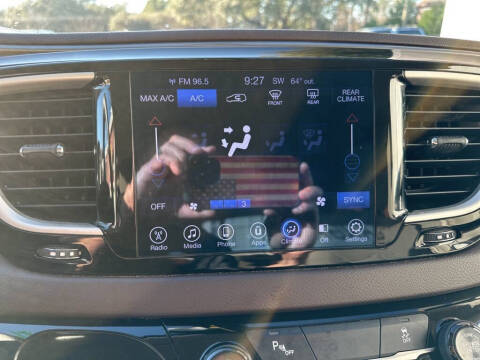 2017 Chrysler Pacifica Touring