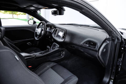 2022 Dodge Challenger SXT