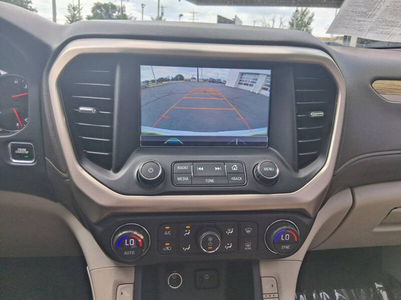 2017 GMC Acadia Denali