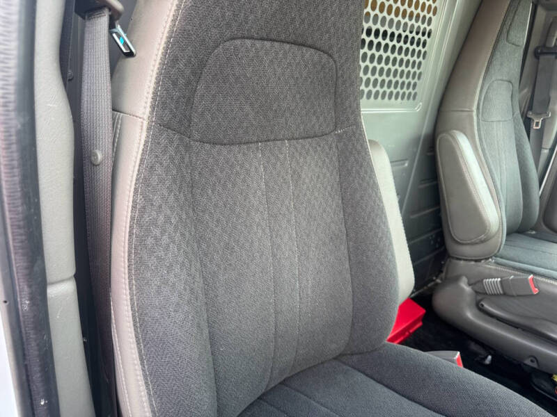 2018 GMC Savana 2500
