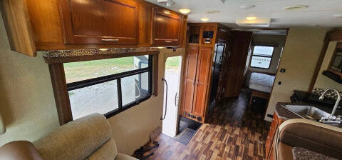 2018 Coachmen RV Pursuit