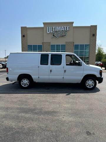 2014 Ford E-Series for sale at Ultimate Rides in Appleton WI