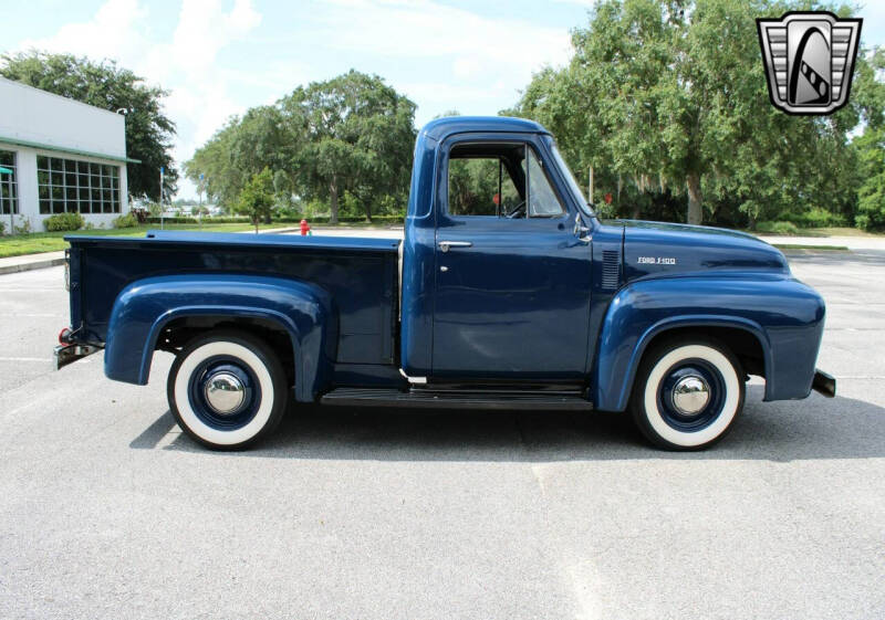1953 Ford F-100