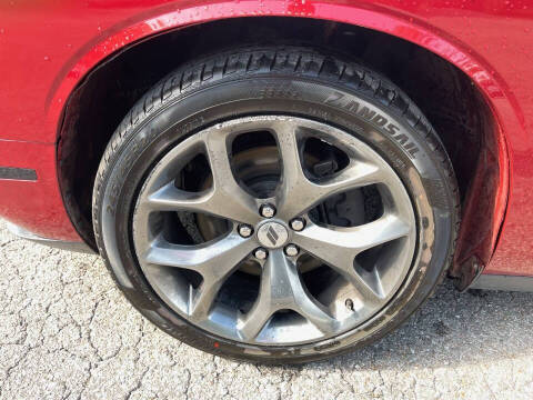 2017 Dodge Challenger SXT