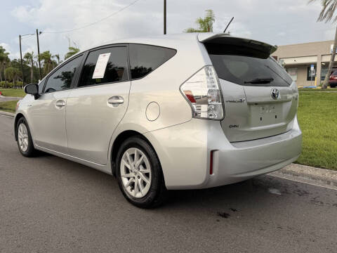 2012 Toyota Prius v Three