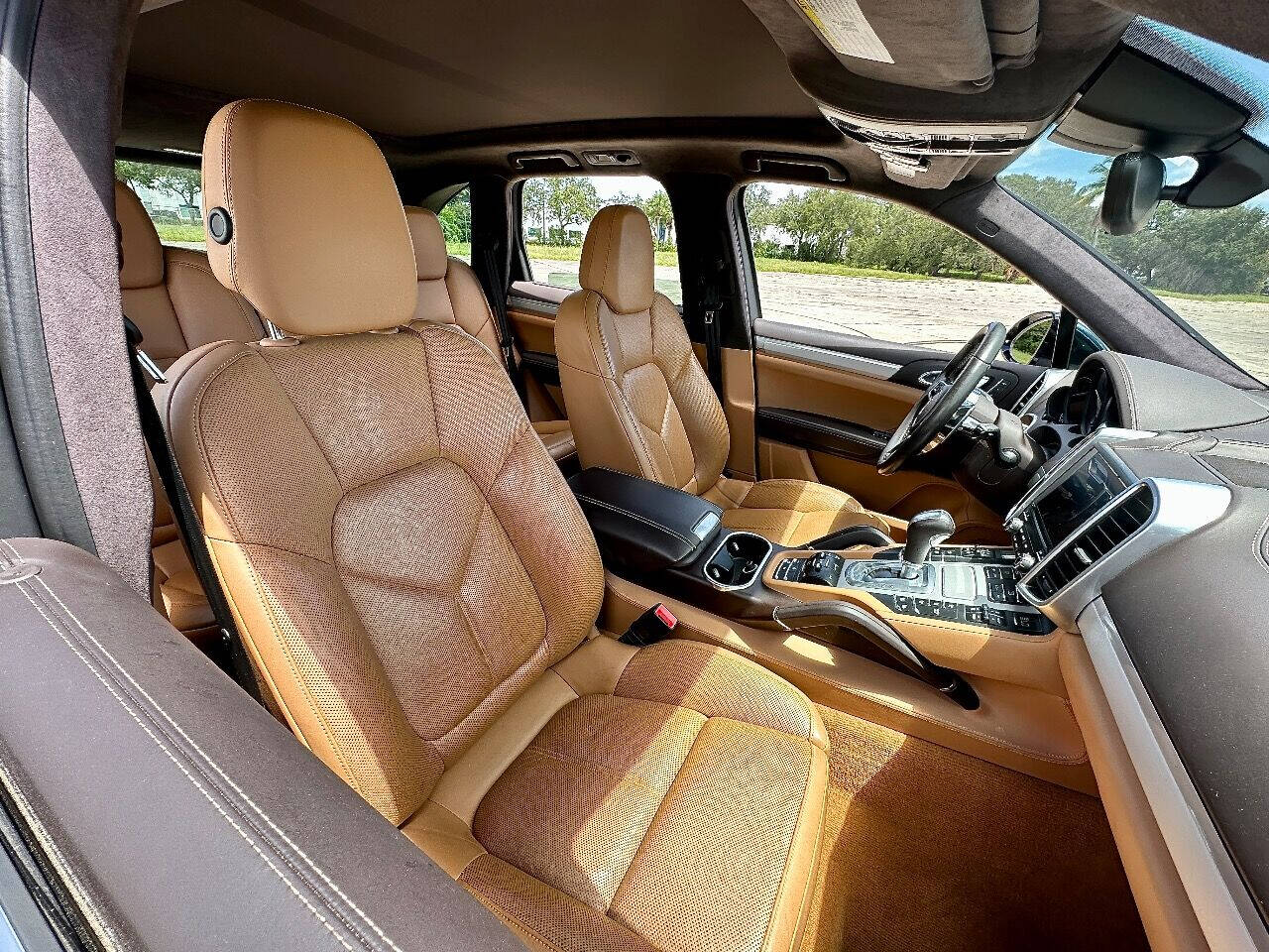 2017 Porsche Cayenne 23