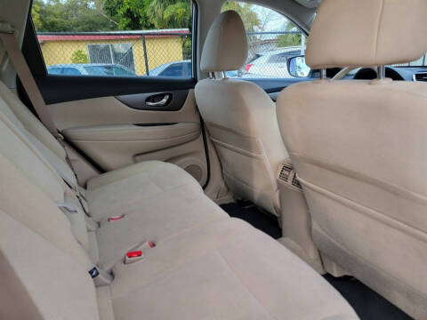 2015 Nissan Rogue SV