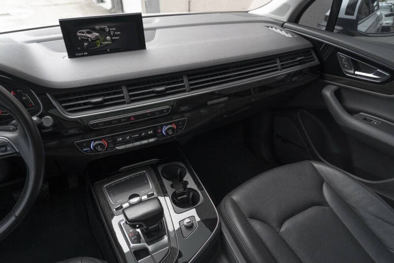 2017 Audi Q7 3.0T quattro Premium Plus