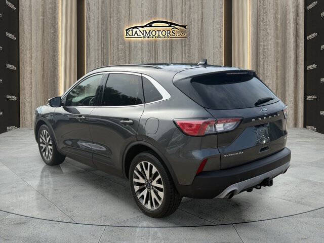 2020 Ford Escape Titanium
