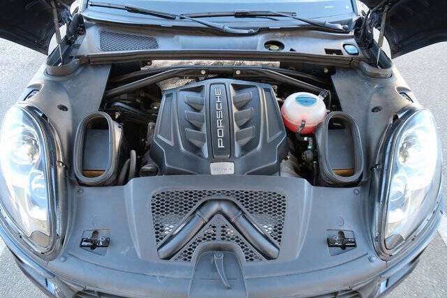 2015 Porsche Macan S