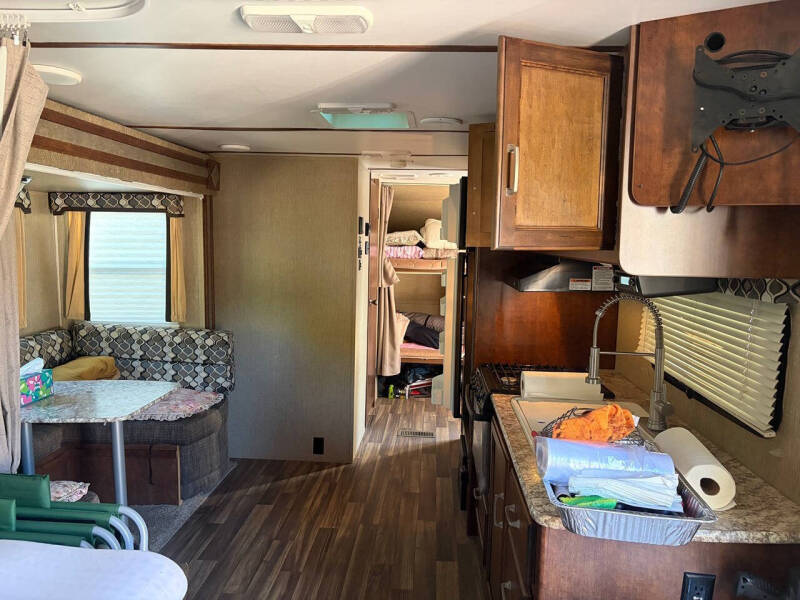 2017 Keystone RV ultra-lite 250