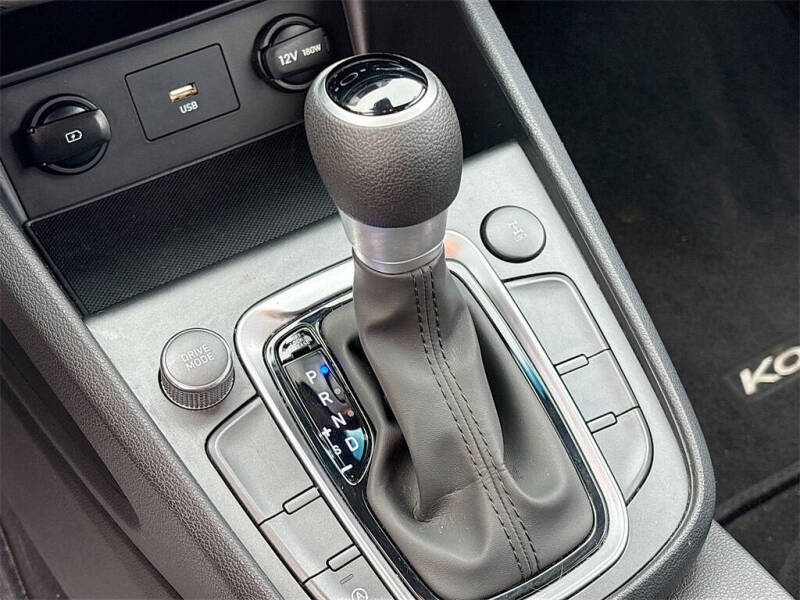 2023 Hyundai Kona SE