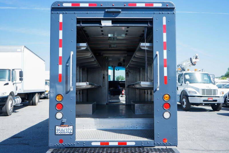 2020 Freightliner MT45 Chassis