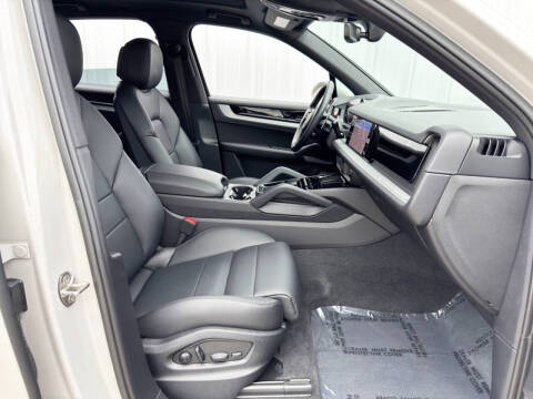 2024 Porsche Cayenne