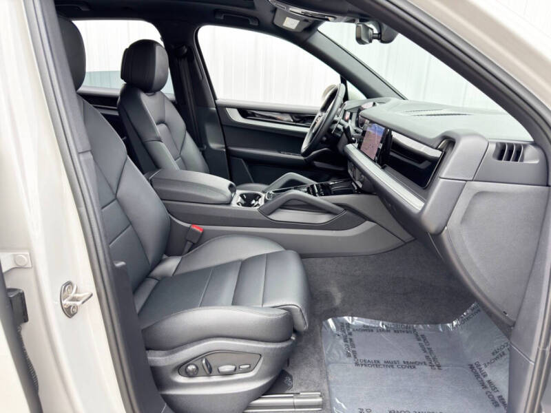 2024 Porsche Cayenne