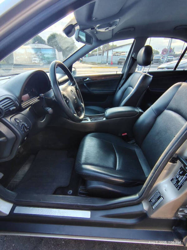 2002 Mercedes-Benz C-Class C 320