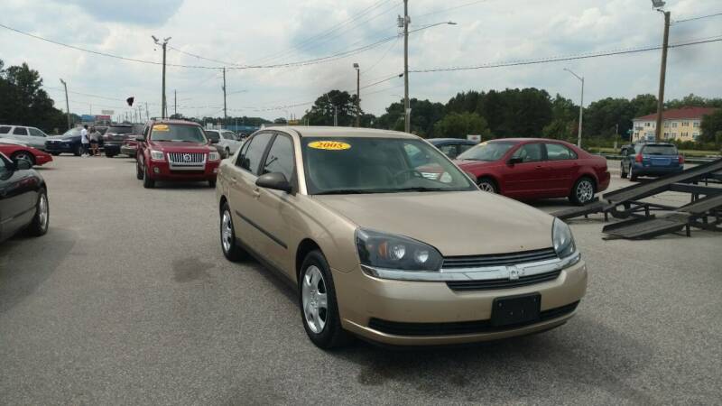 2005 Chevrolet Malibu for sale at Kelly & Kelly Supermarket of Cars in Fayetteville NC