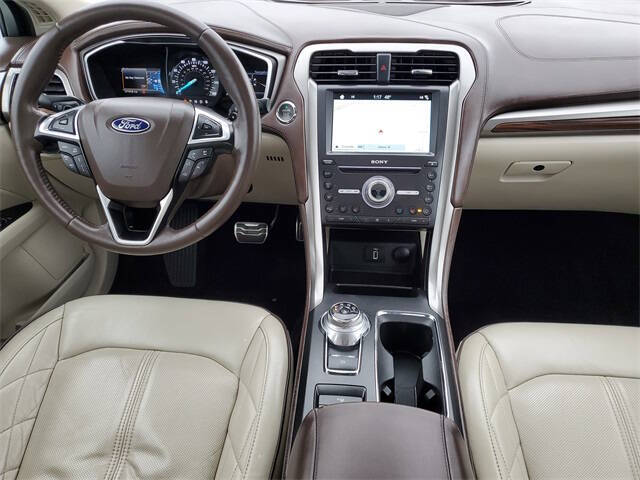 2017 Ford Fusion Platinum