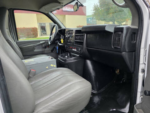 2013 Chevrolet Express 2500